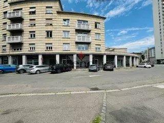 Local commercial - 404 m²