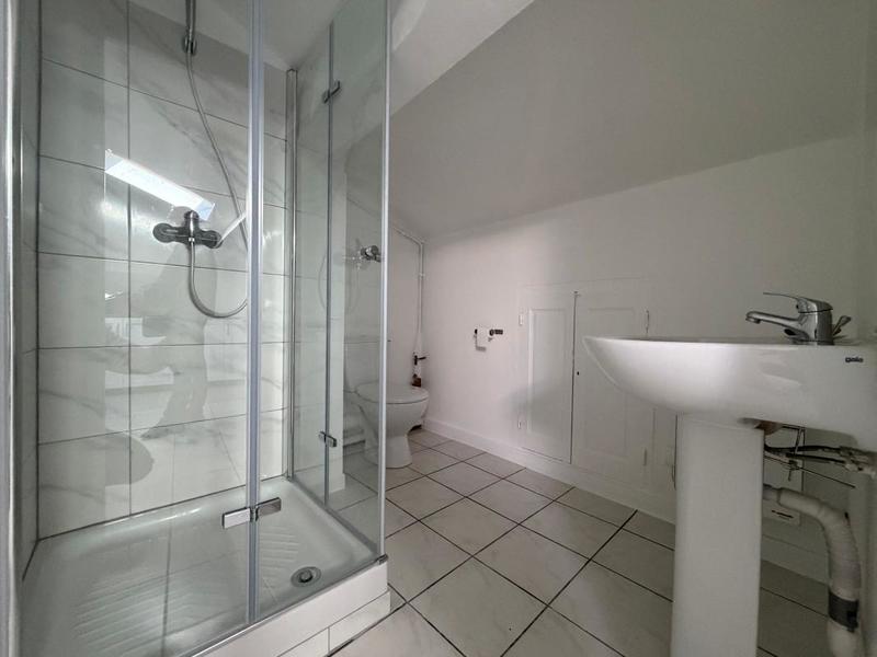 Studio - 30 m² - 2 pièces