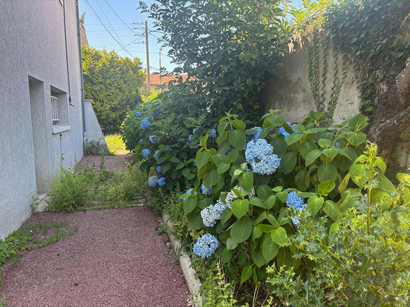 Maison - 197 m² - 8 pièces