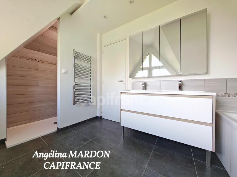 Maison - 169 m² - 6 pièces