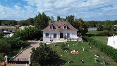 Maison - 120 m² - 4 pièces