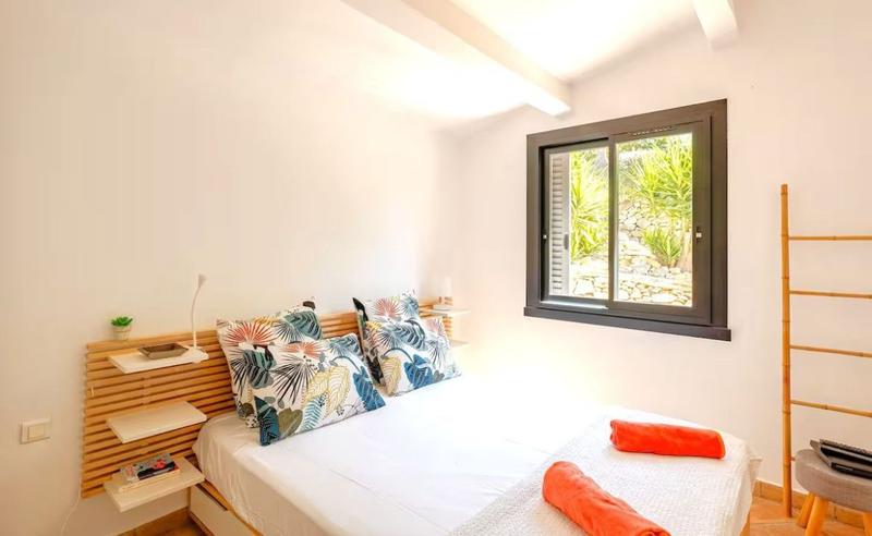 Maison - 104 m² - 4 pièces