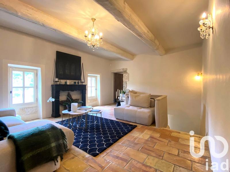 Maison - 420 m² - 14 pièces