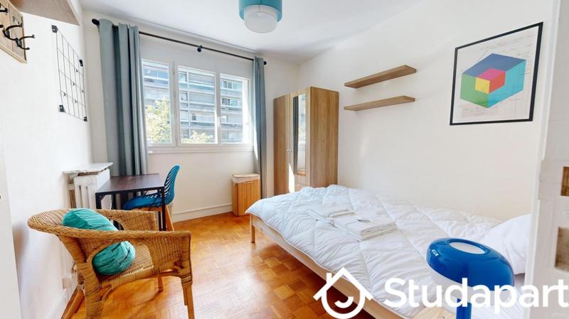 Chambre - 10 m² - 1 pièce