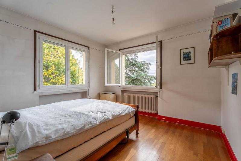 Maison - 264 m² - 11 pièces