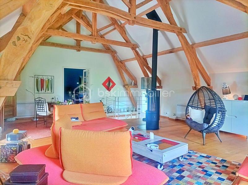 Propriété - 361 m² - 11 pièces