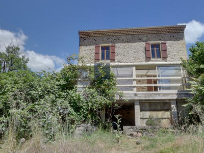 Maison - 100 m² - 6 pièces