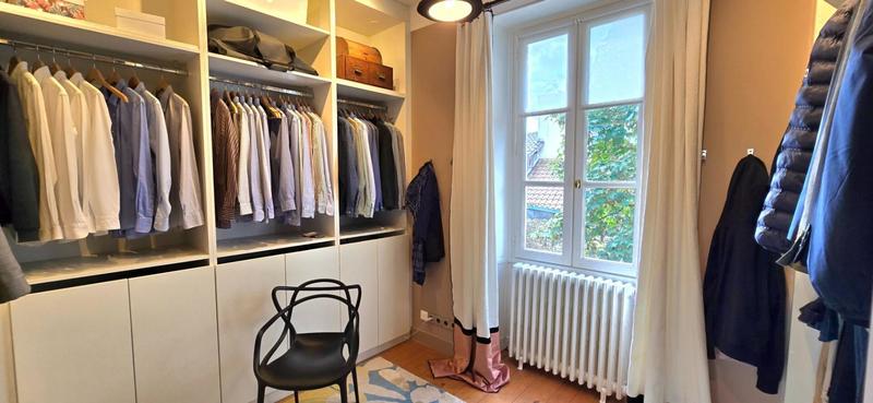 Maison - 180 m² - 9 pièces