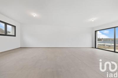 Maison - 185 m² - 5 pièces