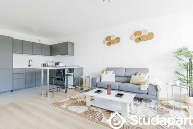 Appartement - 82 m² - 5 pièces