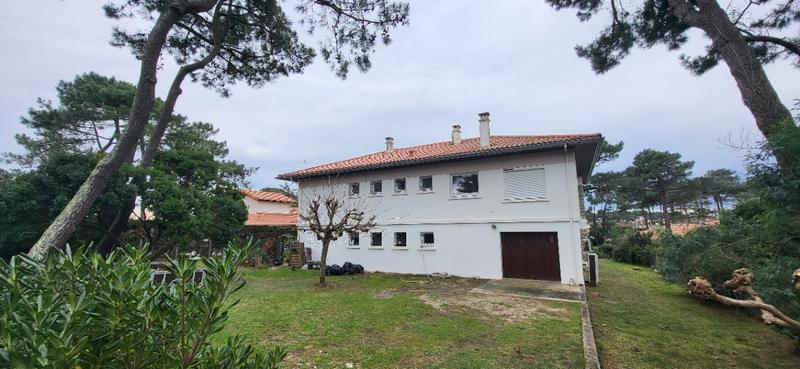 Maison - 204 m² - 8 pièces