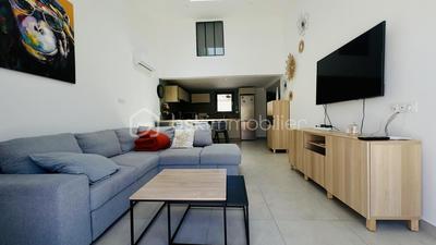 Maison - 86 m² - 4 pièces