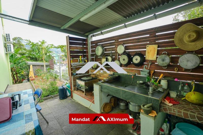 Villa - 205 m² - 6 pièces