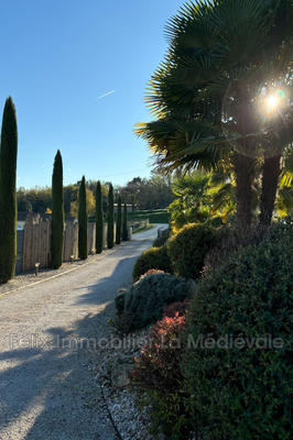 Villa - 255 m² - 5 pièces