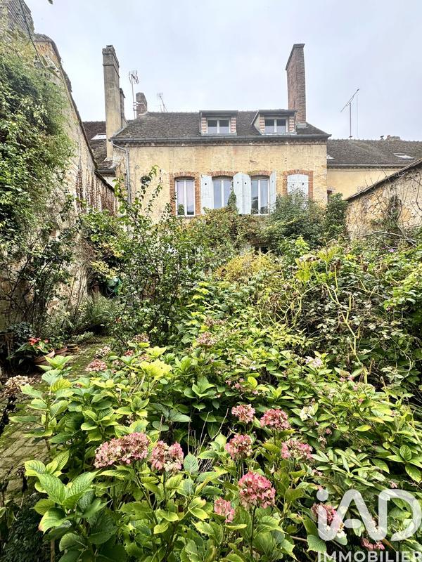 Maison de ville - 160 m² - 7 pièces