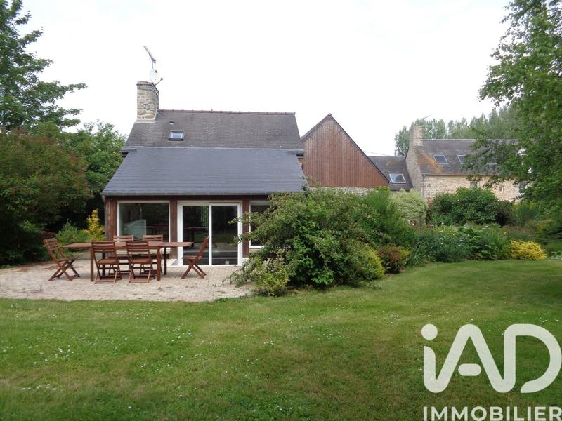 Maison - 554 m² - 18 pièces