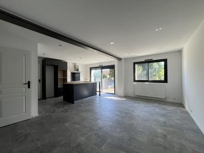 Maison contemporaine - 108 m² - 5 pièces