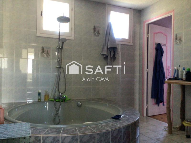 Maison - 150 m² - 4 pièces