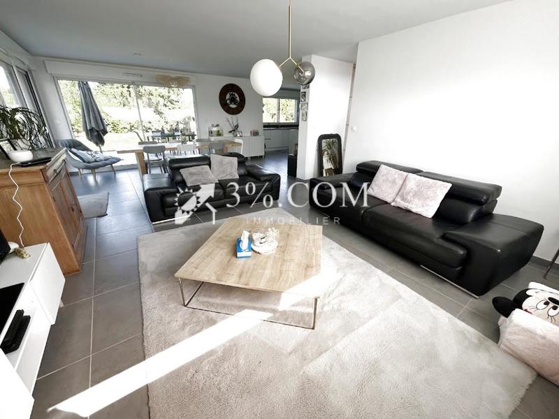 Maison - 170 m² - 7 pièces