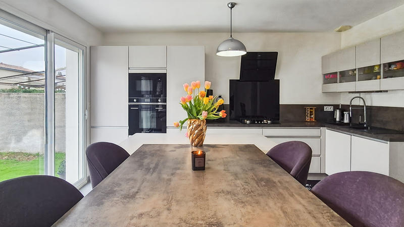 Maison - 112 m² - 4 pièces