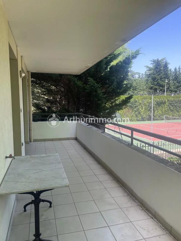 Appartement - 75 m² - 3 pièces