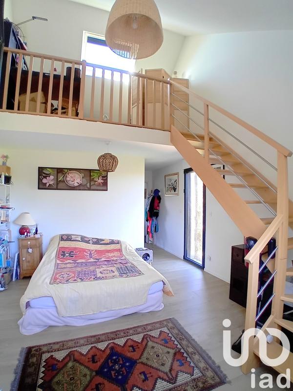 Maison - 212 m² - 8 pièces