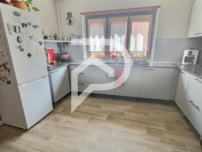 Maison de village - 125 m² - 6 pièces