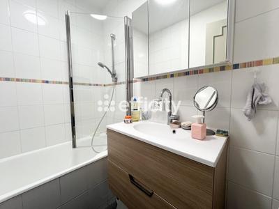 Appartement - 71 m² - 5 pièces