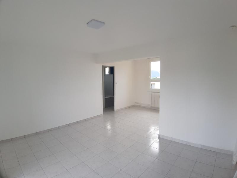 Appartement - 81 m² - 5 pièces