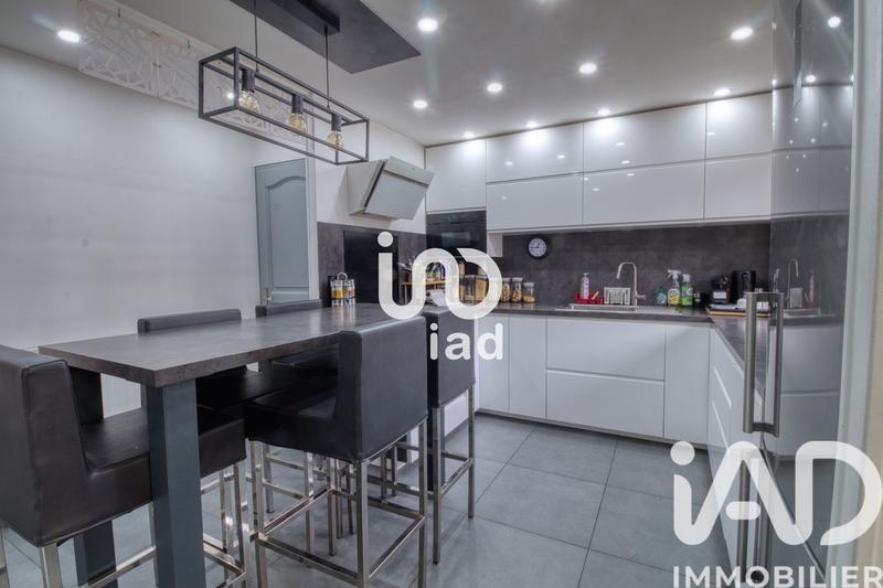 Maison - 115 m² - 6 pièces