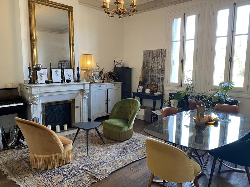 Maison - 210 m² - 8 pièces