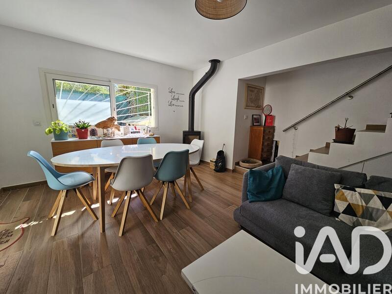 Maison - 100 m² - 4 pièces