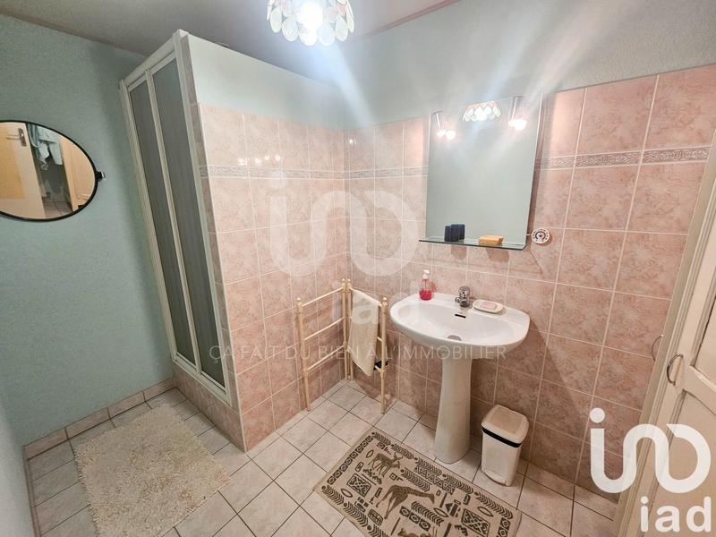 Maison - 196 m² - 9 pièces