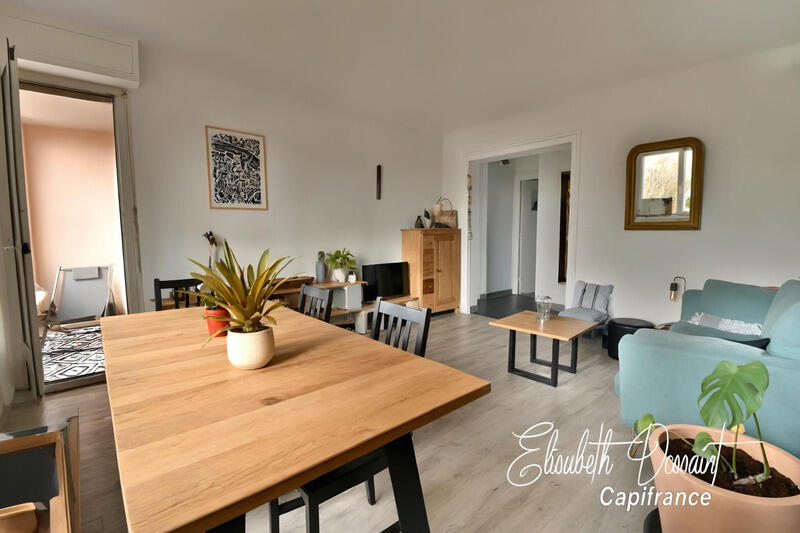 Appartement - 67 m² - 3 pièces