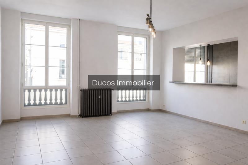 Appartement - 77 m² - 3 pièces