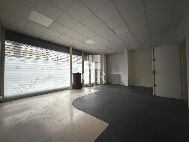 Local commercial - 101 m²