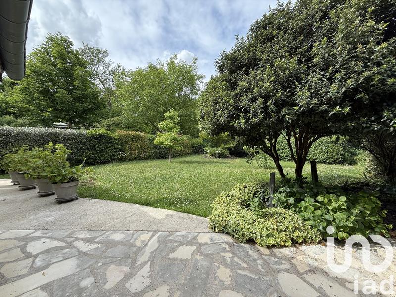 Maison - 121 m² - 6 pièces