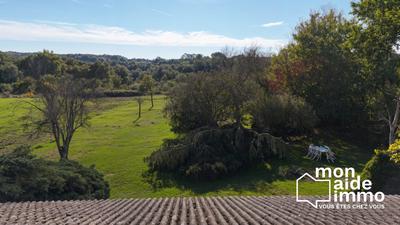 Maison - 93 m² - 4 pièces