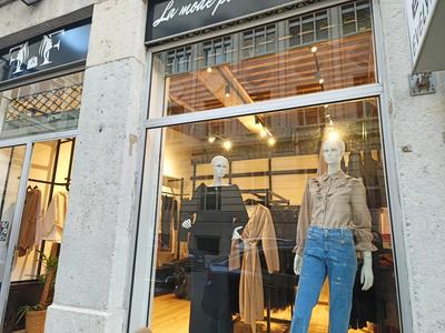 Fonds de commerce - Local commercial - 38 m²