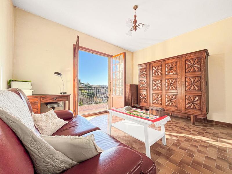 Maison - 200 m² - 7 pièces