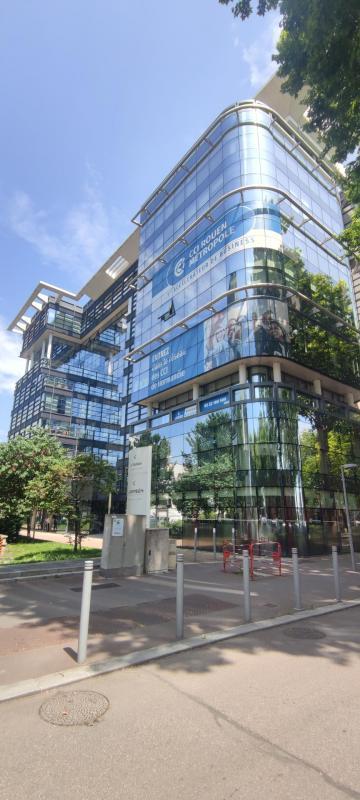 Bureau - 73 m² - 1 pièce