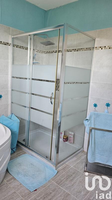 Maison - 215 m² - 7 pièces