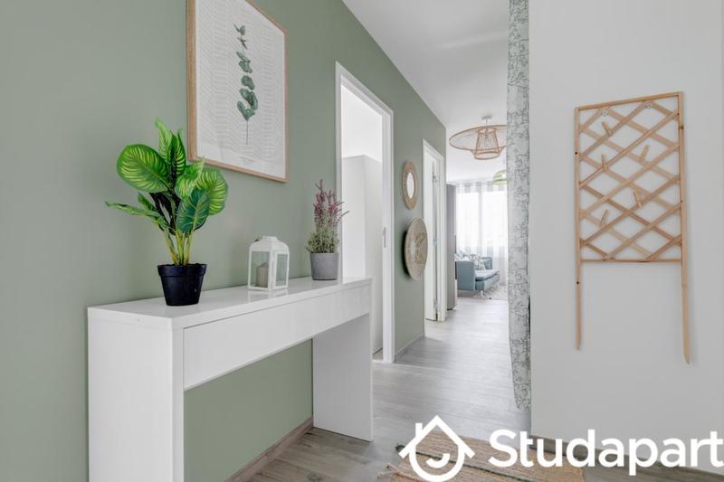 Chambre - 11 m² - 1 pièce