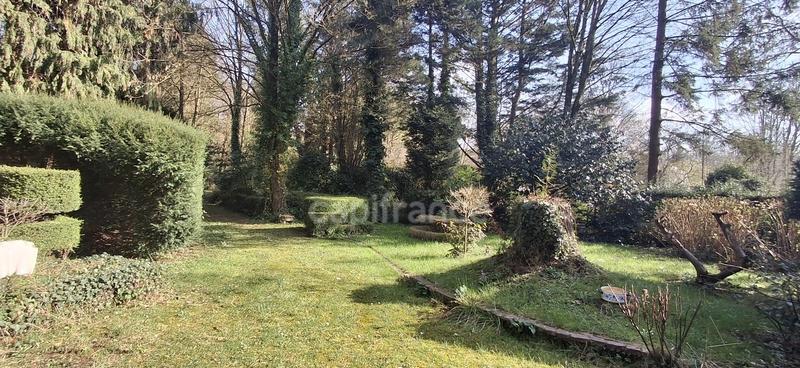 Maison - 291 m² - 8 pièces