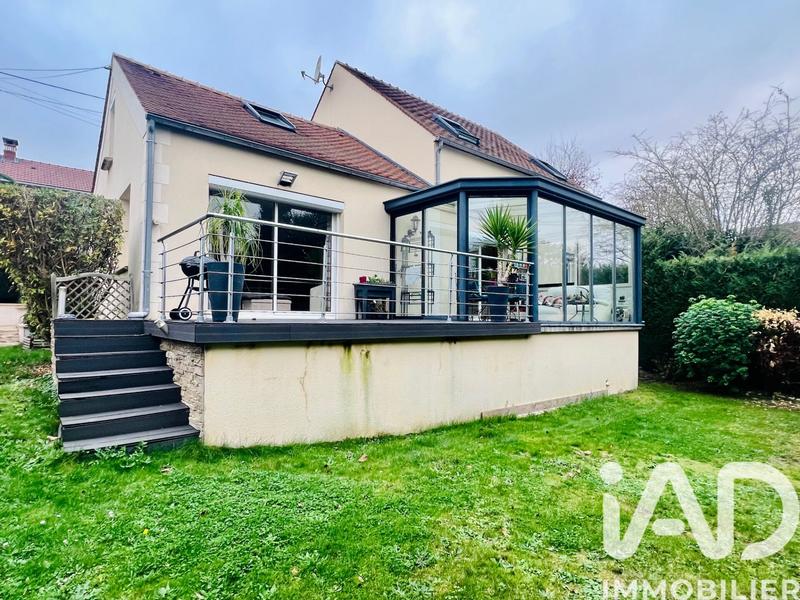 Maison - 140 m² - 5 pièces