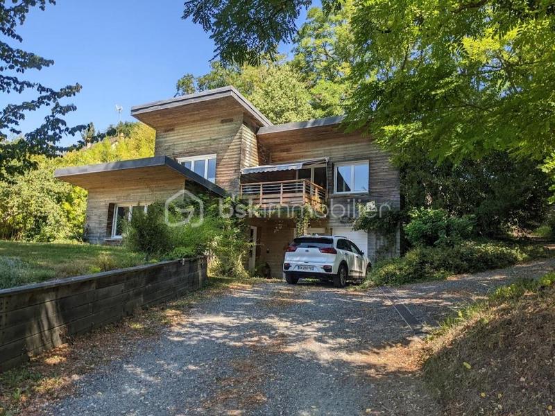 Maison d'architecte - 225 m² - 7 pièces