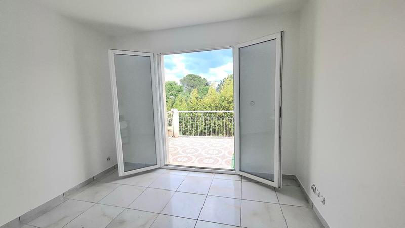 Maison - 101 m² - 5 pièces