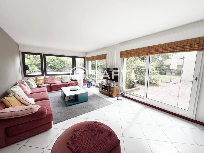 Maison - 254 m² - 7 pièces