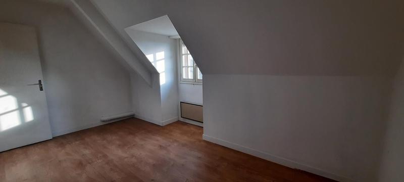 Maison - 137 m² - 6 pièces