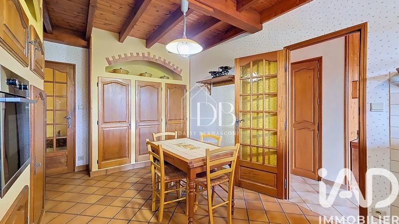 Maison - 176 m² - 7 pièces